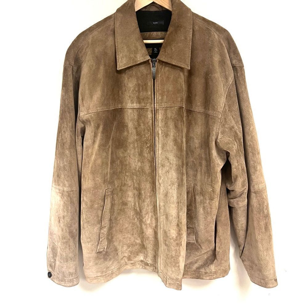Liz Claiborne tan suede lined jacket. Size XL